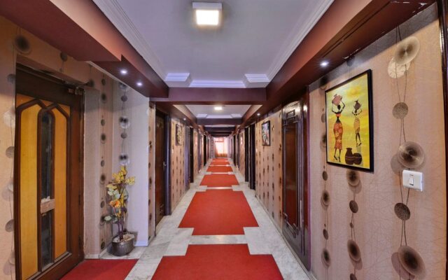 OYO 3883 Hotel Grande Royale