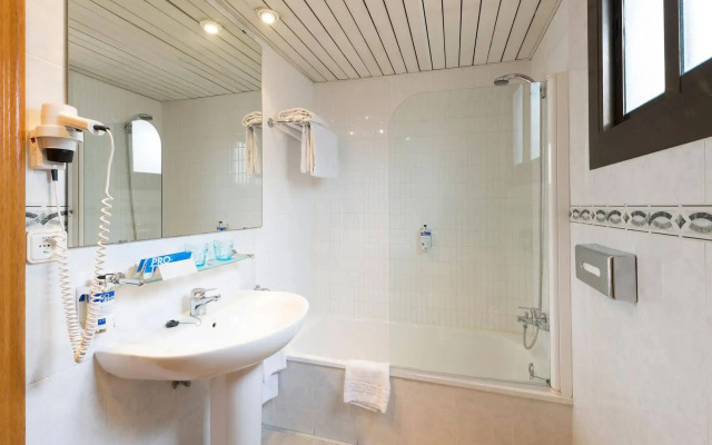 TRYP Ciudad de Alicante Hotel