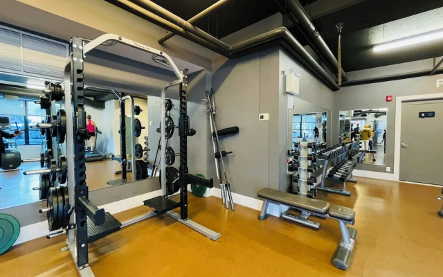 2 Bedroom Condo .Pool .Hot Tub .Gym .Spa