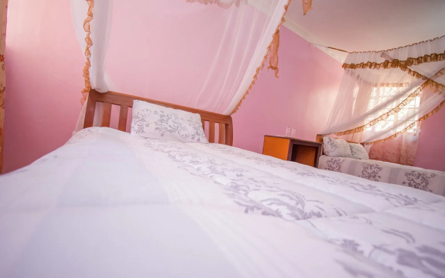 Winstonia Hotel