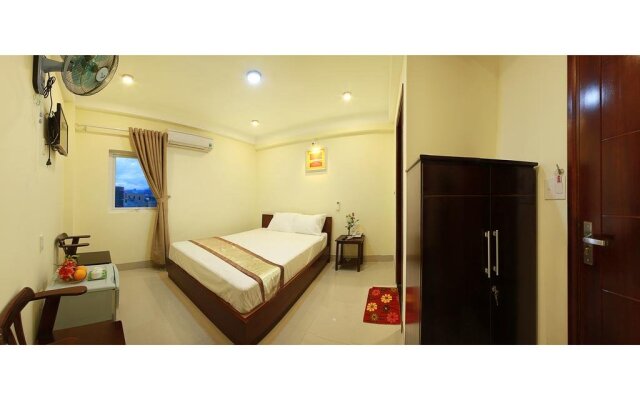 Thanh Nhan 2 Hotel