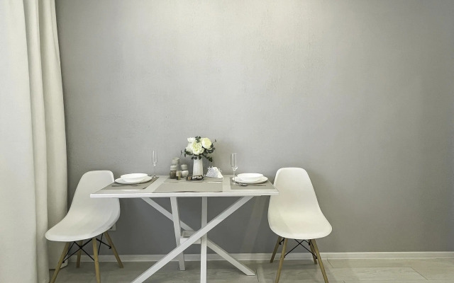 Studio apartment on Dmitry Mendeleev street 2k2