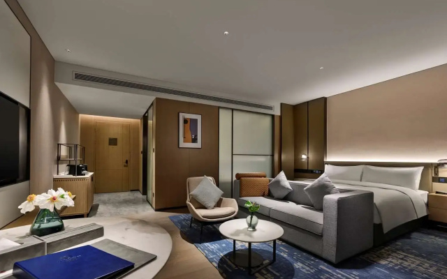 DoubleTree by Hilton Chengdu Riverside - Close to Panda Base and Chengdu East Railway