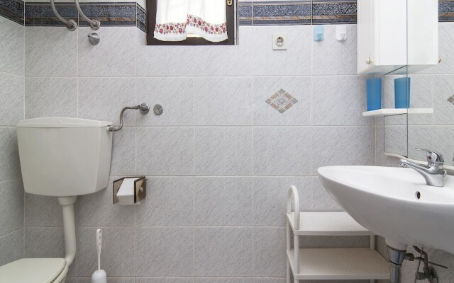 Apartments Ana Valbandon