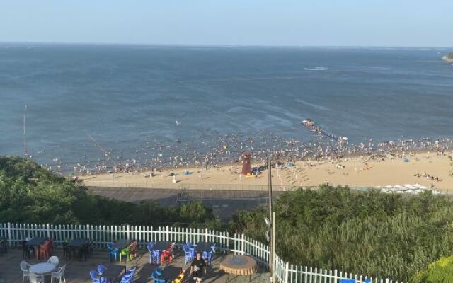 Lianyungang Bi Hai silver sand Theseas Apartments Hotel