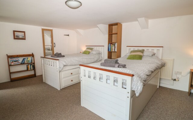 Blackadon Farm Cottage