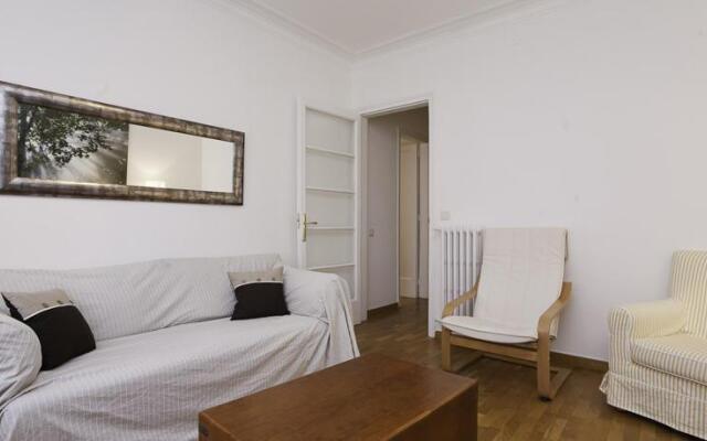 Barcelona4nights Muntaner