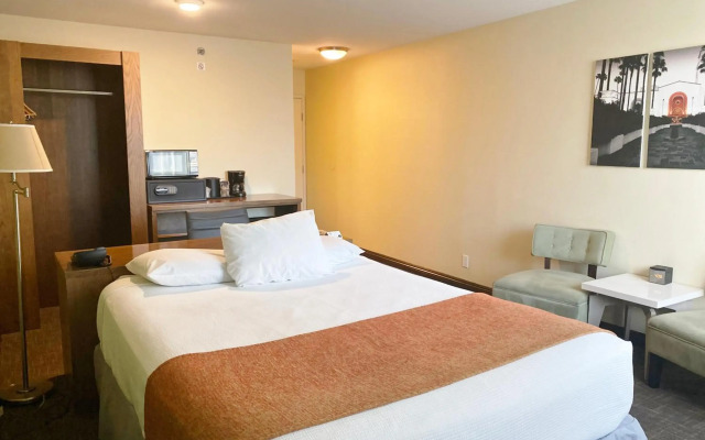 Redac Gateway Hotel In Torrance