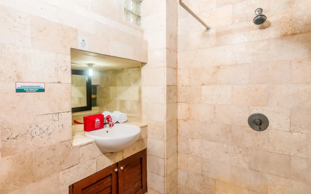 ZEN Rooms Kuta Kartika Plaza 2