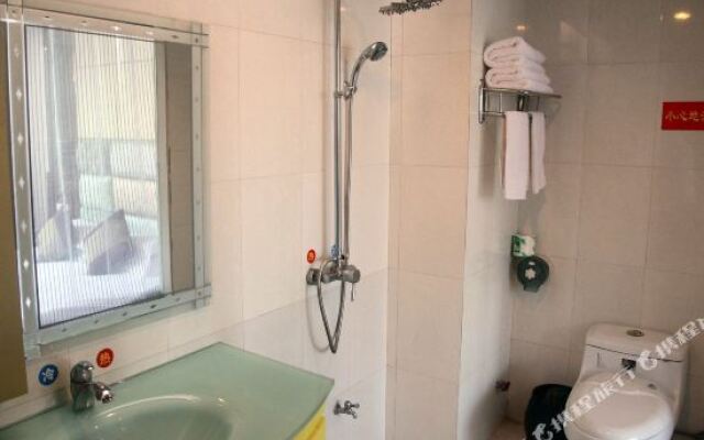 Xin De Lai Business Hotel