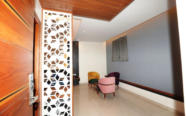 Hardik Palace By F9 Hotels