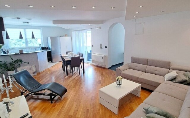 Apartment The Big Chill