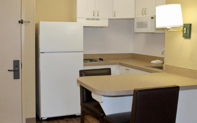 Extended Stay America Suites Newark Woodbridge
