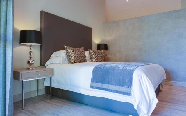 The Jordan Suites
