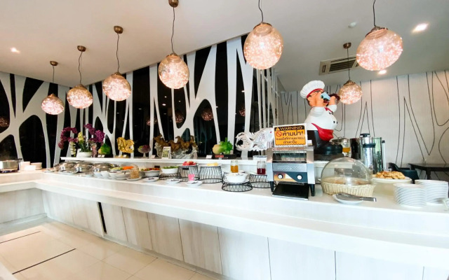 Grand Hill Resort and Spa