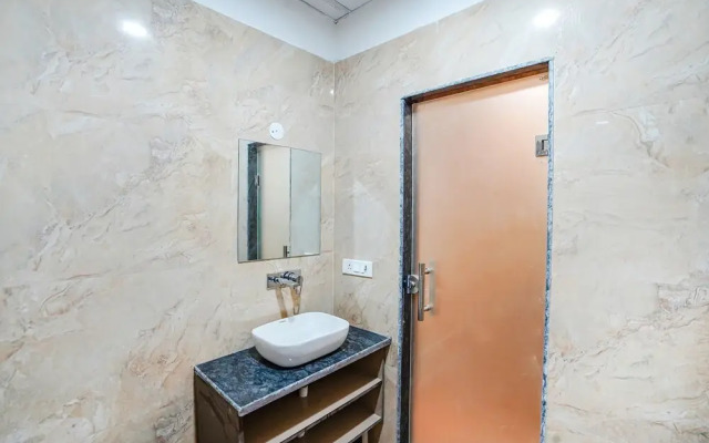 Fabhotel Wamson