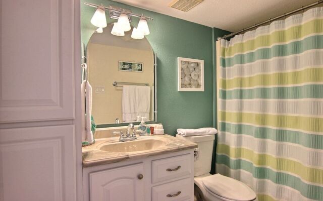 Cayman Escape 35 by RedAwning