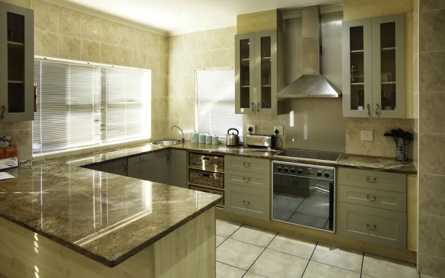 Mulligan, Langebaan 10-sleeper