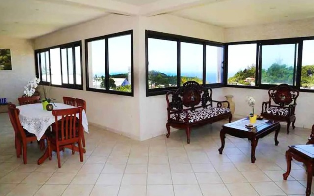 Apartment With 3 Bedrooms in Petite Île, With Wonderful sea View, Enclosed Garden and Wifi - 3 km From the Beach