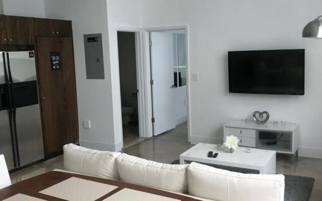 Apartment With one Bedroom in Miami Beach, With Enclosed Garden and Wifi - Near the Beach