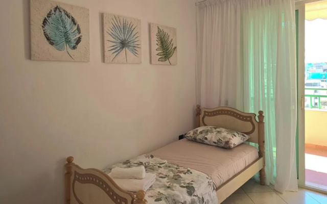 Mandalay Suites By The Beach 079
