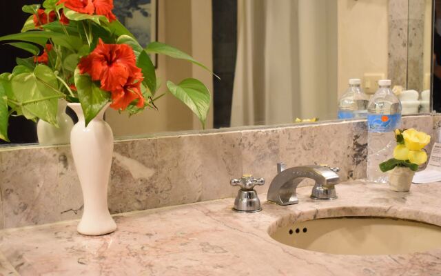 Villablanca Garden Beach Hotel