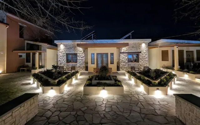 1929 Boutique Residences