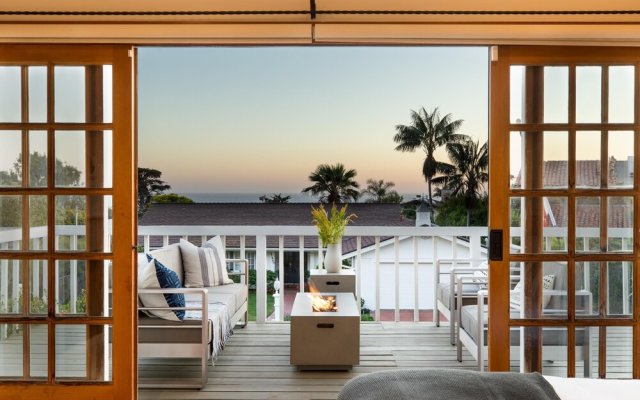 Sebastian by AvantStay   Malibu Home w/ Pool, Hot Tub & Ocean Views - Sleeps 16