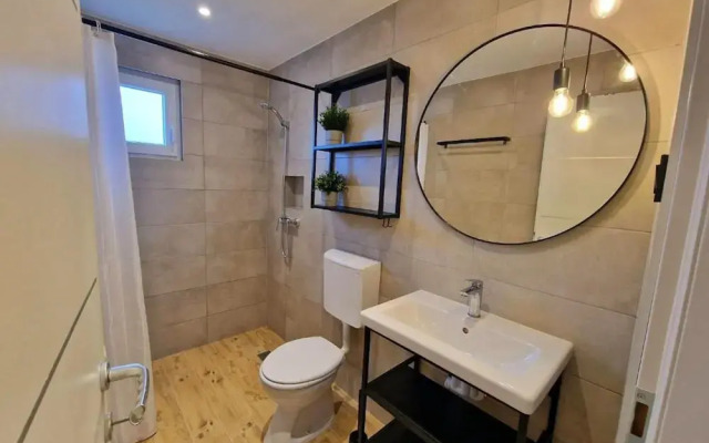 Charming Apartments Tome With Pool