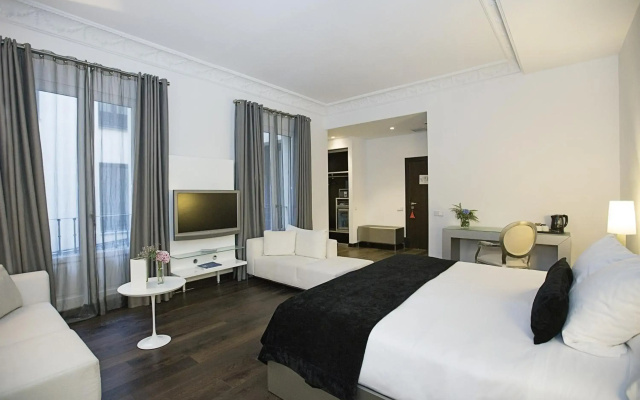 Hospes Puerta de Alcalá, a Member of Design Hotels