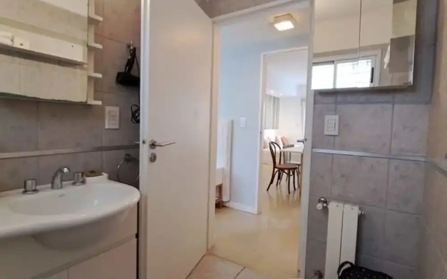 Bollini Terrace 2BR With Balcony in Recoleta