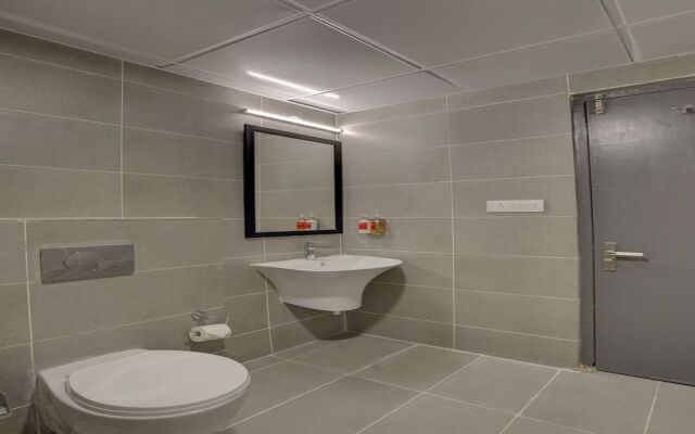 OYO Townhouse 114 Eureka Grand