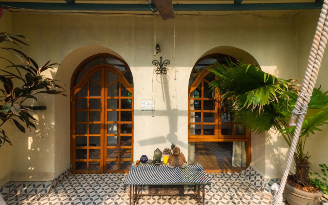 SaffronStays Birdsong, 3 BDR Pet-friendly Villa in Madh Island