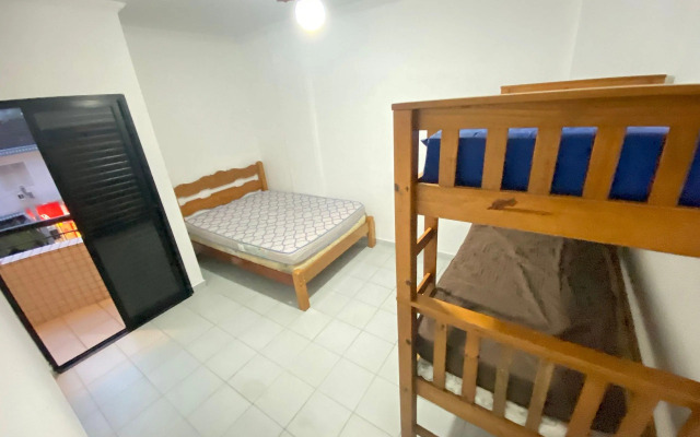 Pé Na Areia Praia da Guilhermina III