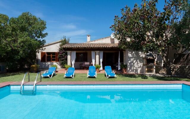 Villa - 2 Bedrooms with Pool and WiFi - 107615