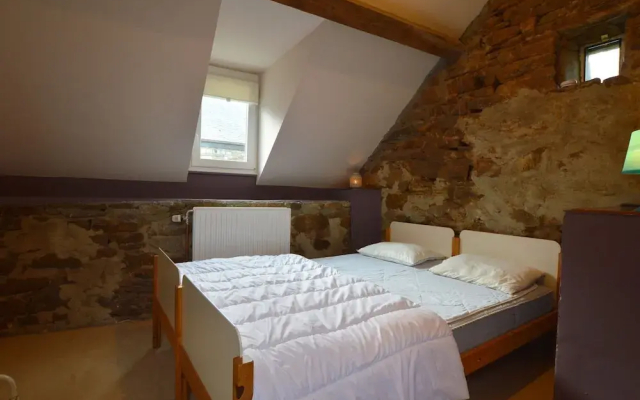 A Romantic Cottage With 3 Magnificent Open Fire - фото 2