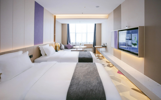 Lavande Hotel (Foshan West Railway Station Shishan)