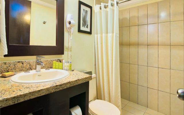 Fiesta Resort Central Pacific - All Inclusive