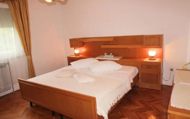 Barbara's 3 Bedroom Apartment