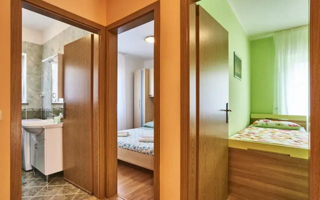 Apartments Mirna