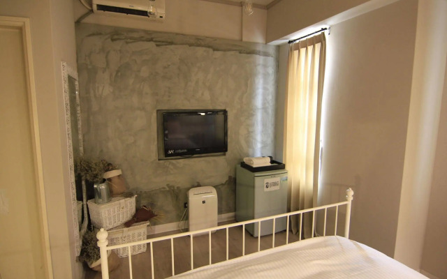 Tomer Hostel