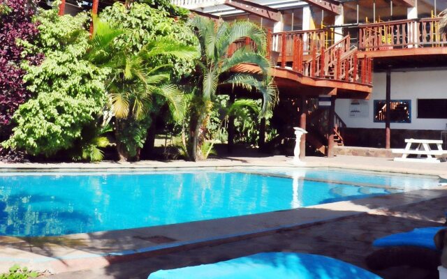 Catembe Gallery Hotel