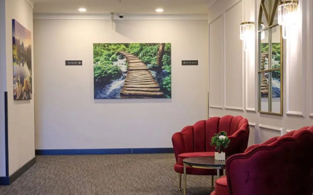 Home Plus Hotel