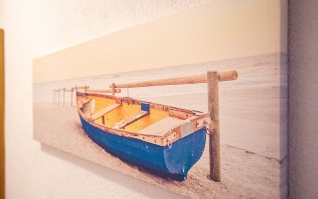 A1 - Modern Apartment With Balcony Near the Beach