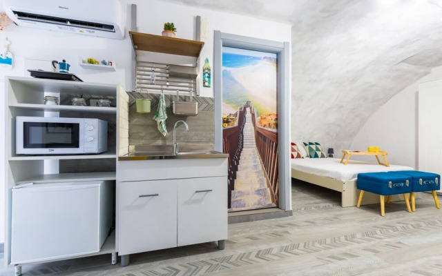 Riviera di Chiaia Studio Apartment