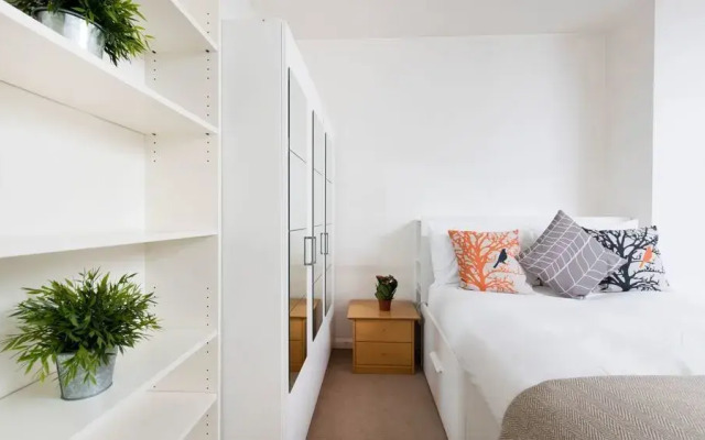 Stylish Studio Flat in Zone 1