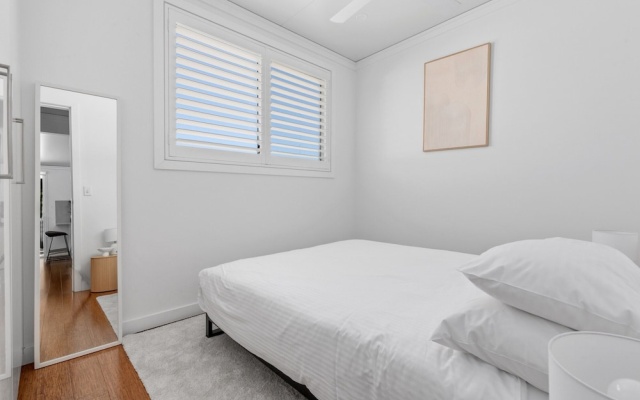 Relaxing 2-bed Home Close to Beaches and Parks – Guest Rooms – Sydney