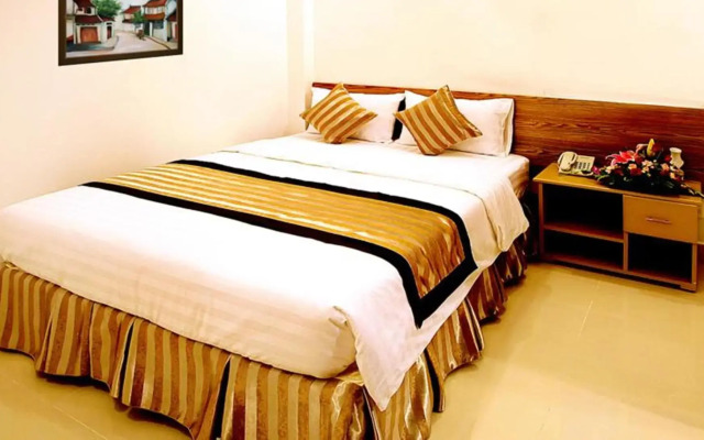 Sunny Hotel Ho Chi Minh