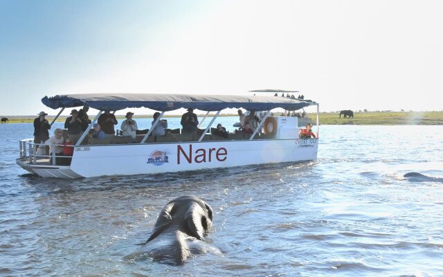 Cresta Mowana Safari Resort & Spa