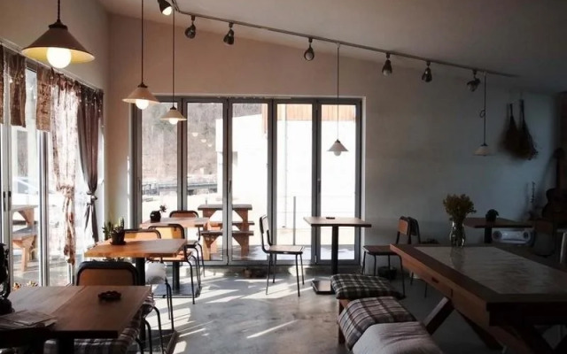 Momo Guesthouse Pension